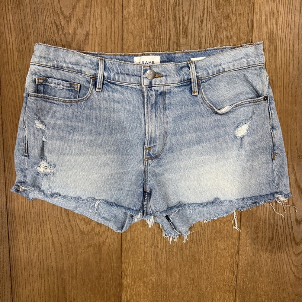 FRAME Le Cutoff Distressed Denim Shorts Light Wash Size 30